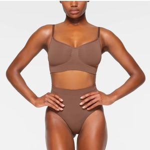 SKIMS Seamless Bralette